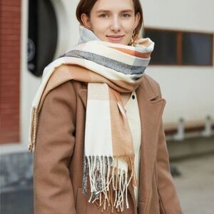 𝅺Neutral Plaid Oversize Scarf with Tassels Cozy Warm